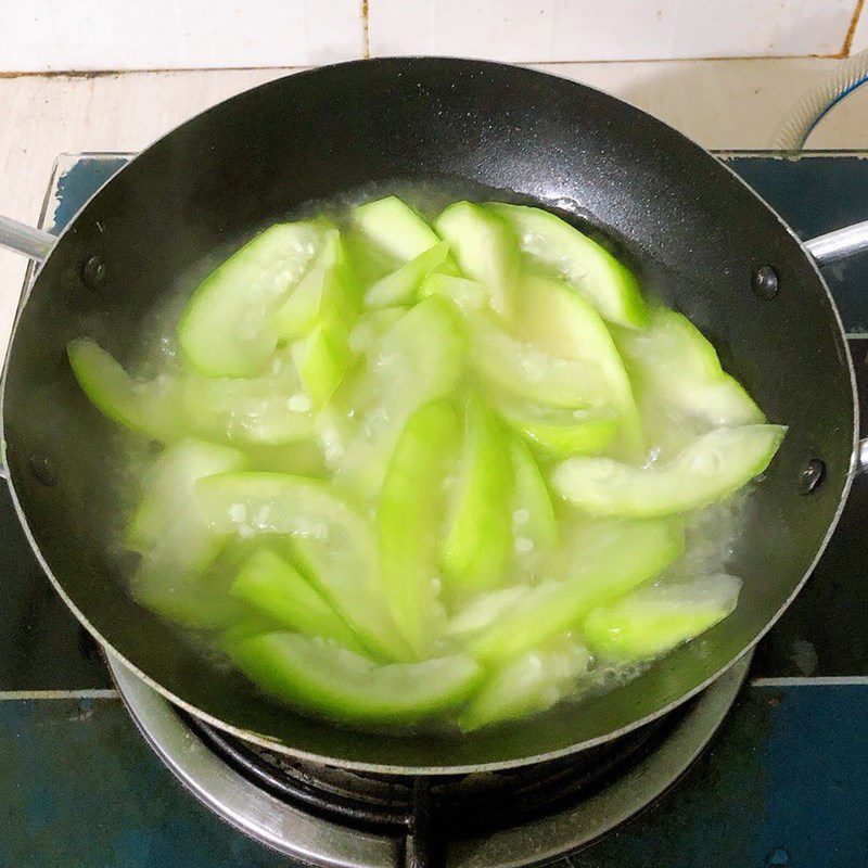 Step 2 Sautéed Bottle Gourd with Shrimp Fresh Sautéed Bottle Gourd with Shrimp