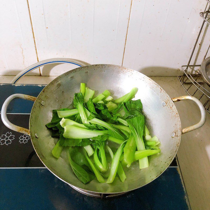 Step 2 Prepare the stir-fried bok choy with oyster sauce Stir-fried Bok Choy with Oyster Sauce