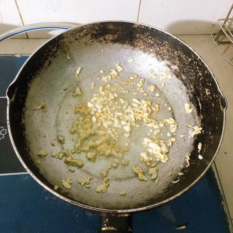 Step 2 Stir-fried Okra with Garlic Stir-fried Okra with Garlic