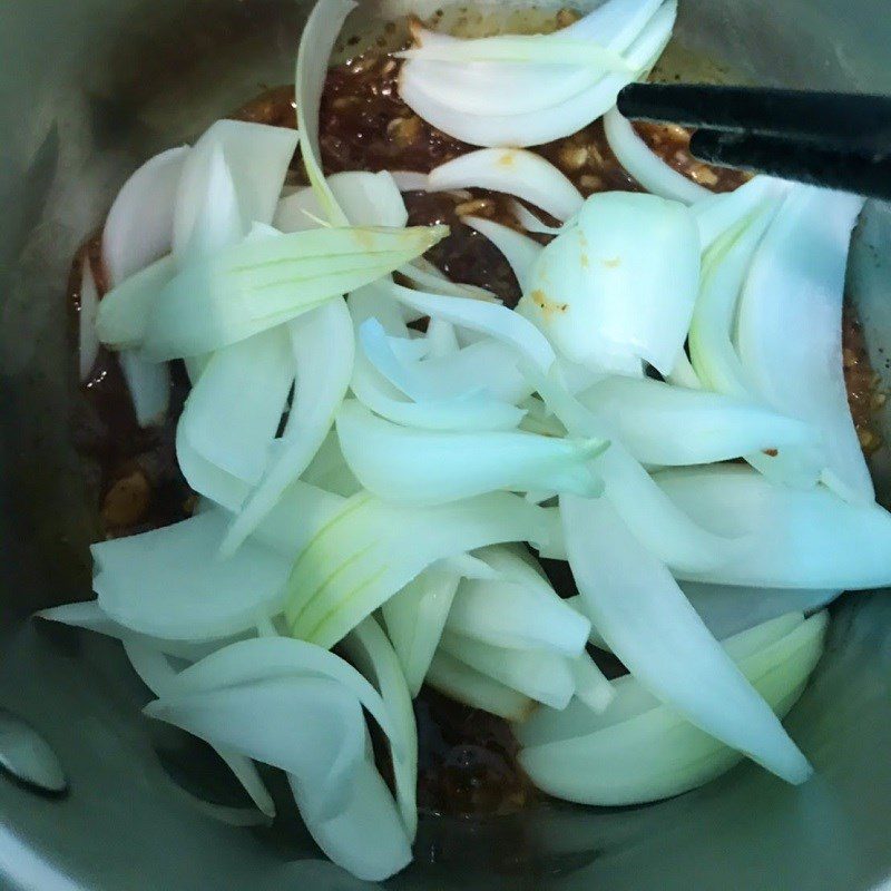 Step 3 Making fried chicken thighs with fish sauce using an air fryer