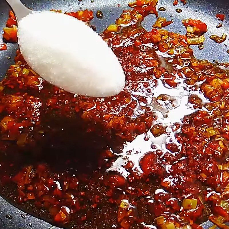 Step 2 Make garlic chili peanut caramel sauce