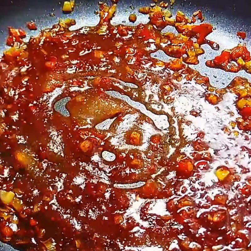 Step 2 Make garlic chili peanut caramel sauce