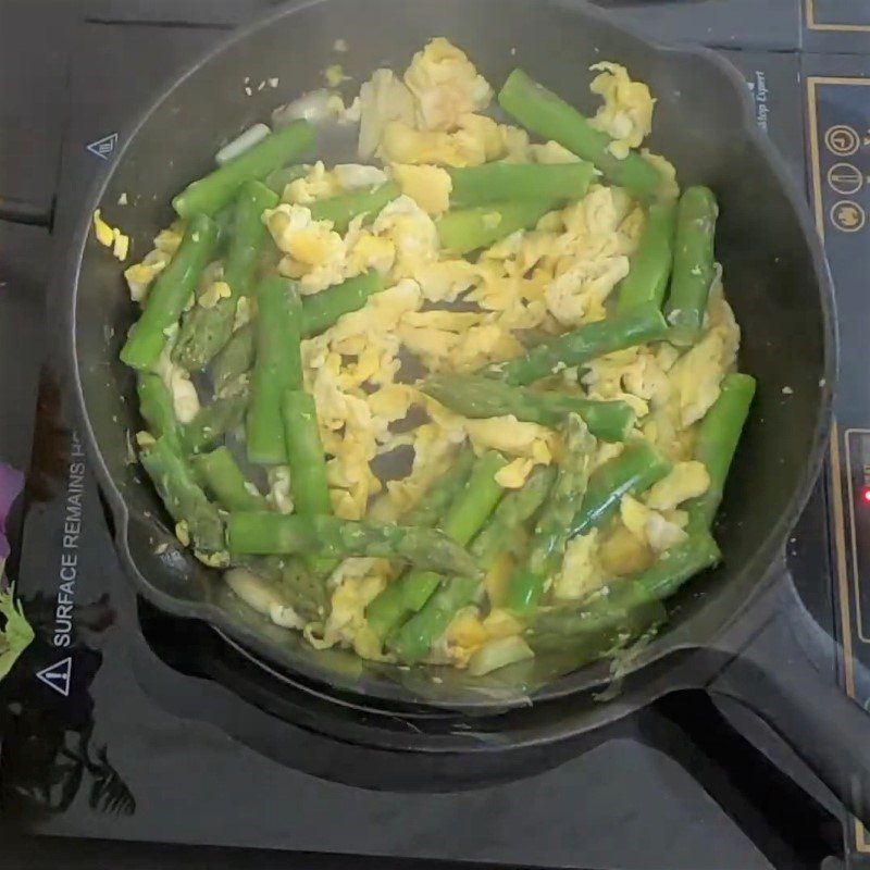 Step 3 Stir-fried asparagus with eggs Stir-fried asparagus with eggs