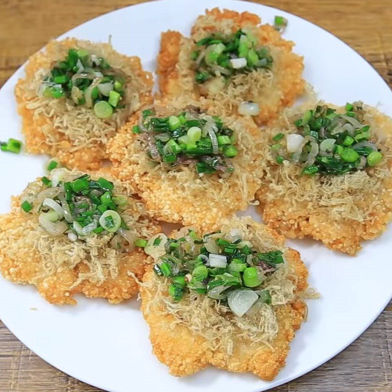 Step 3 Make scallion oil and finish Fried tofu with scallion oil and peanuts