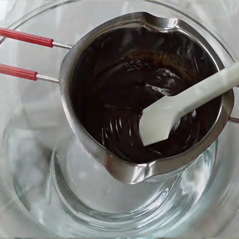 Step 5 Make chocolate cream filling Chocolate cream cookie