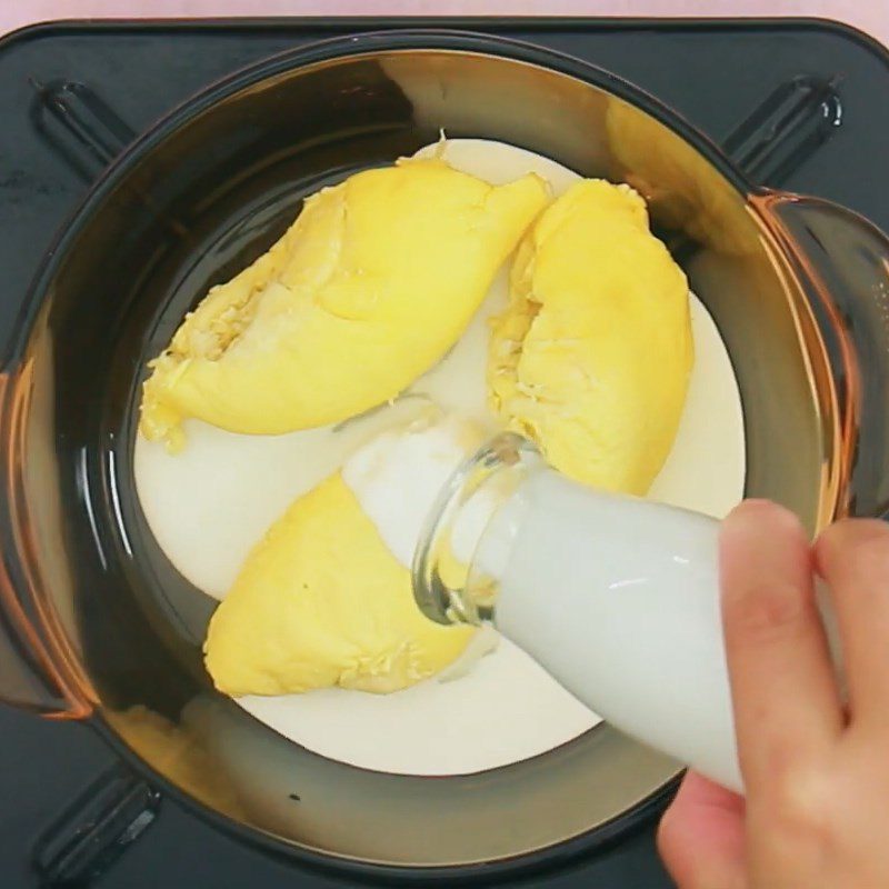 Step 3 Making durian filling Durian cream puff