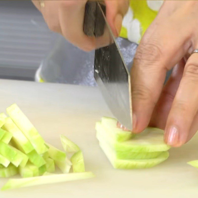 Step 3 Make the salad dressing for grapefruit salad