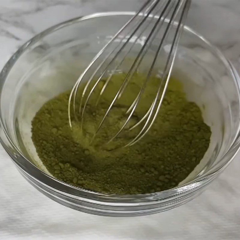 Step 1 Make matcha syrup for Shaved Ice with Green Tea