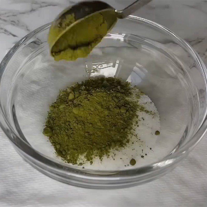 Step 1 Make matcha syrup for Shaved Ice with Green Tea