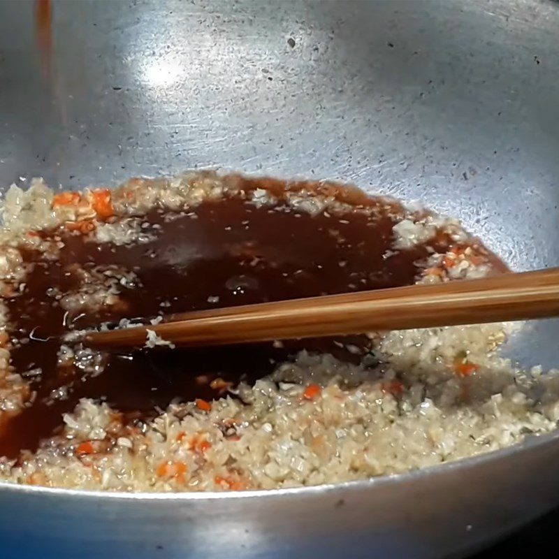 Step 3 Make spicy sauce Fresh fried tofu with spicy lemongrass chili