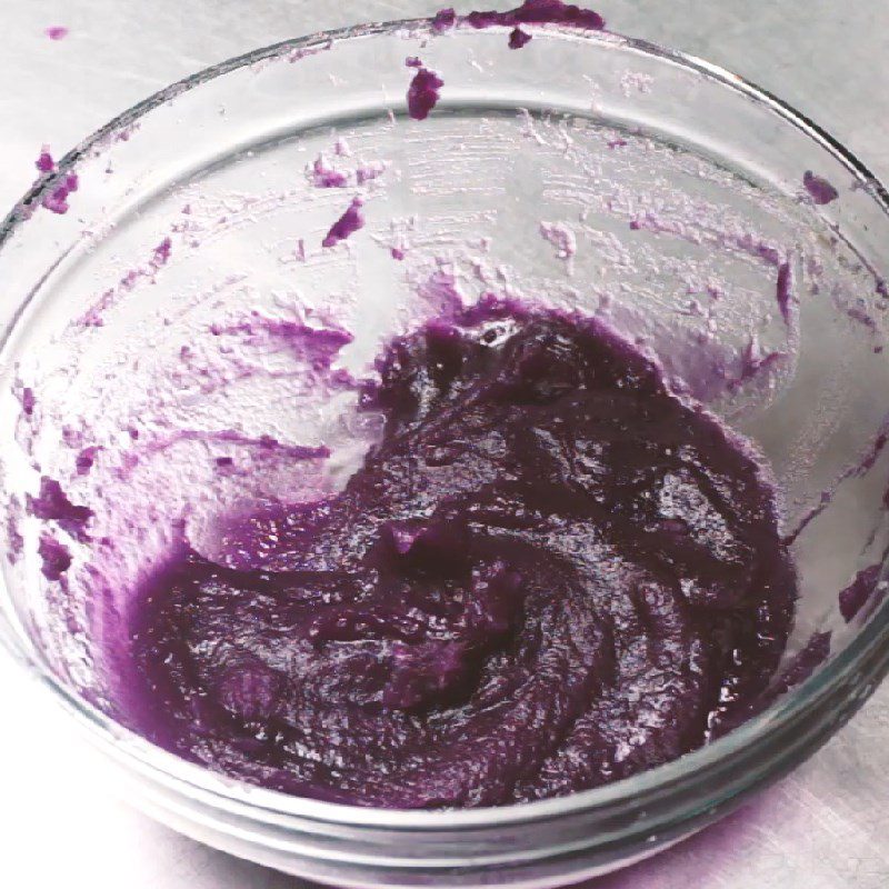 Step 3  Make purple sweet potato sauce Latte purple sweet potato