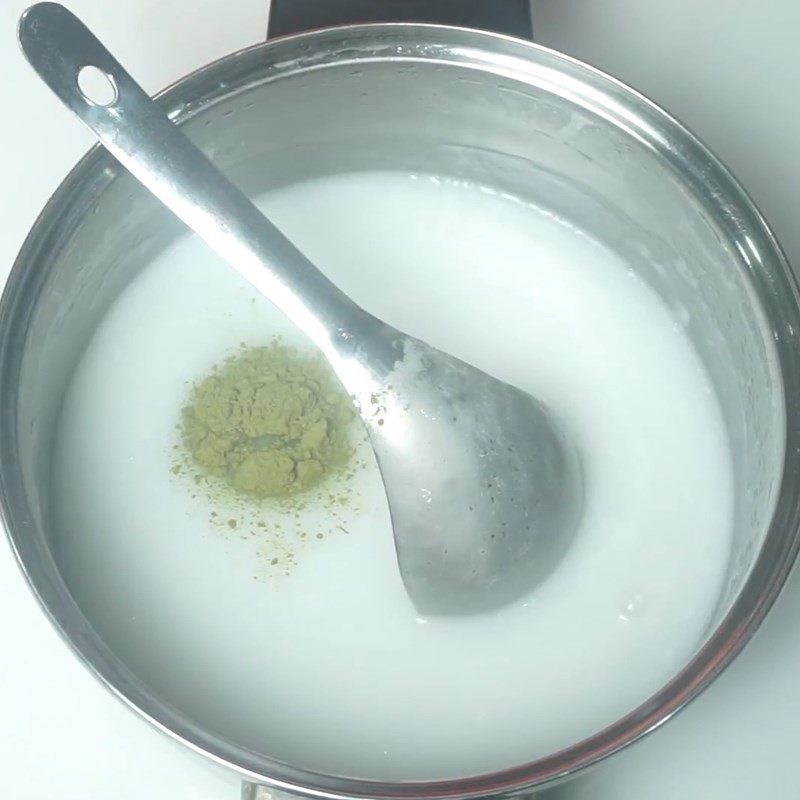 Step 2 Make green tea jelly Mooncake green tea jelly with coconut milk