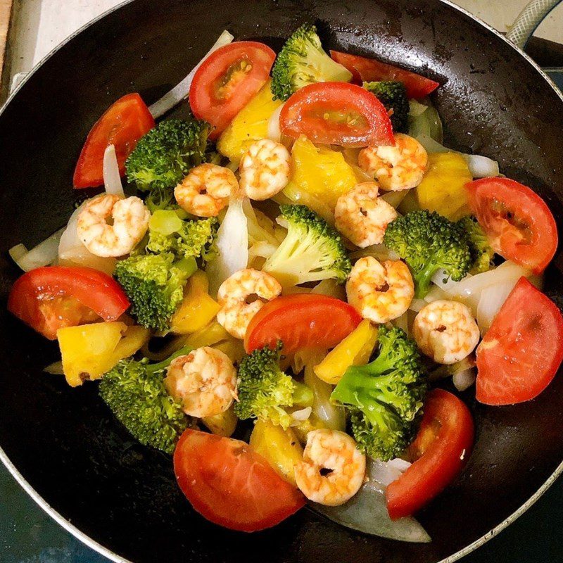 Step 3 Sautéed shrimp with vegetables Sautéed shrimp with vegetables