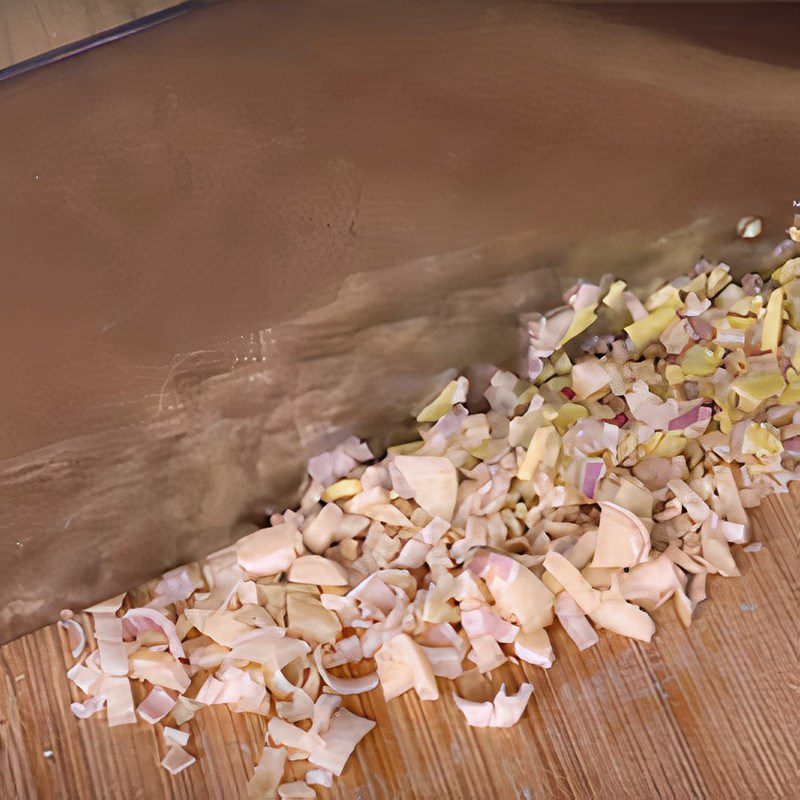 Step 2 Prepare other ingredients Stir-fried rice snails with lemongrass and chili