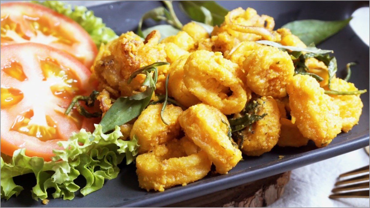 Salted Egg Fried Squid