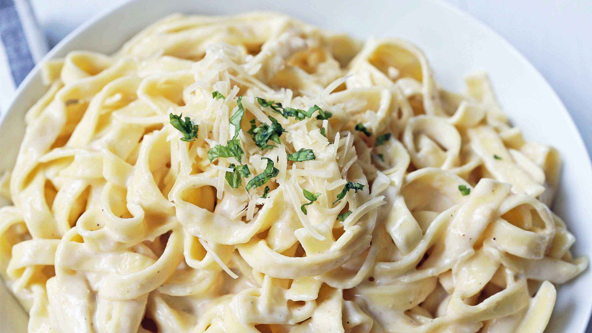 Creamy vegetarian pasta