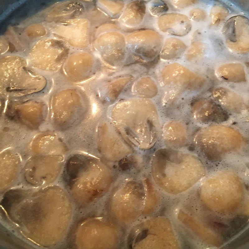 Step 3 Cooking soup Winter melon soup with meat