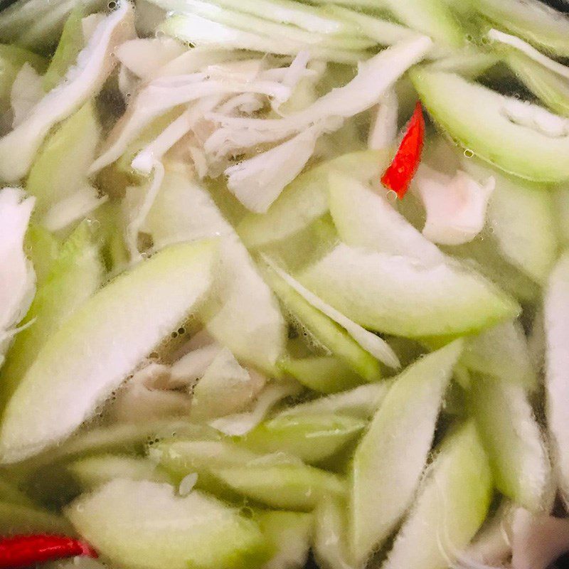 Step 4 Cooking soup Sour bamboo shoot soup with frog