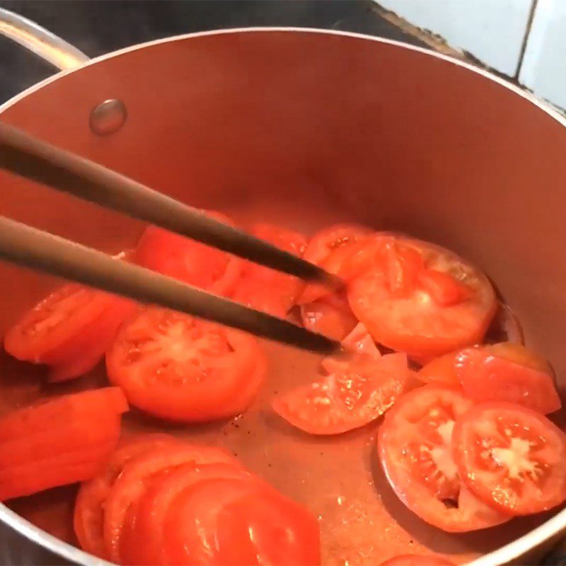 Step 4 Cooking the soup Stuffed wild bitter melon soup