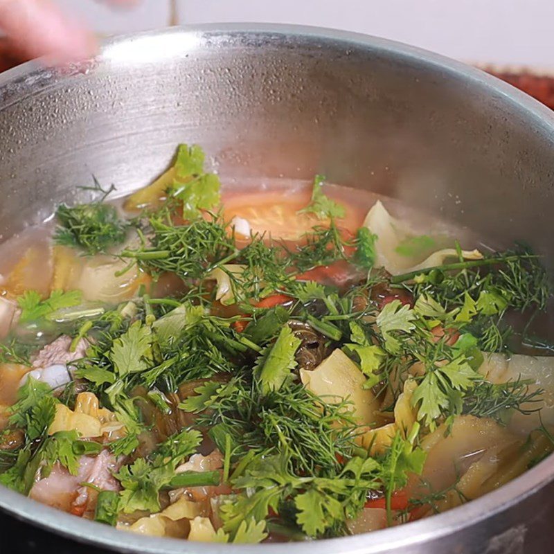 Step 3 Cooking the soup Sour catfish soup