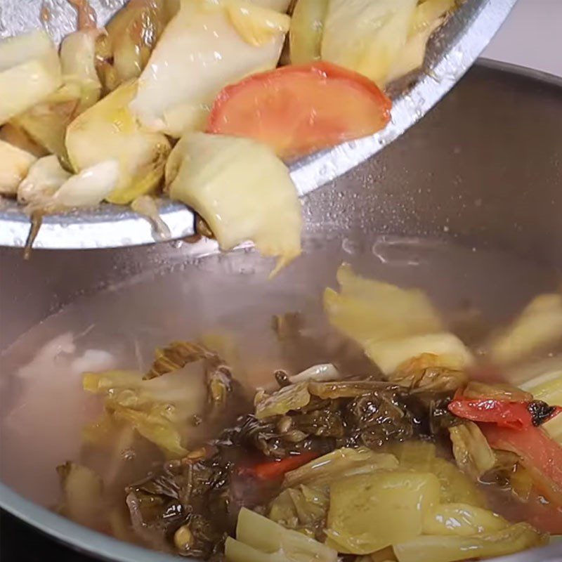 Step 4 Cook the soup Sour soup with pork ribs