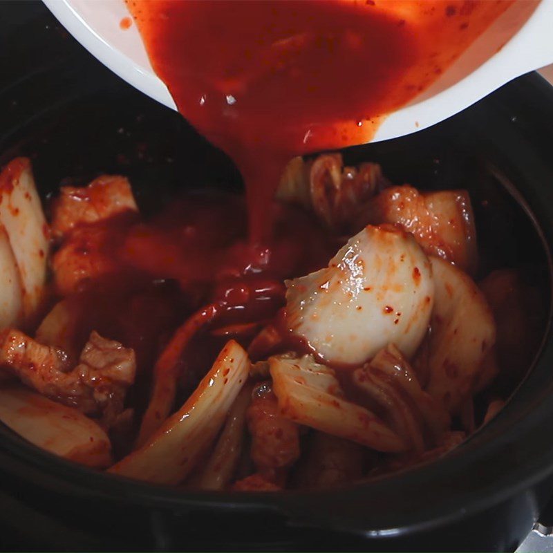 Step 3 Cooking the soup Kimchi pork soup