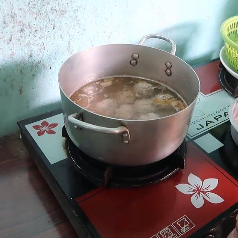 Step 3 Cooking Bitter Melon Soup Bitter melon soup (bitter gourd) with minced meat balls