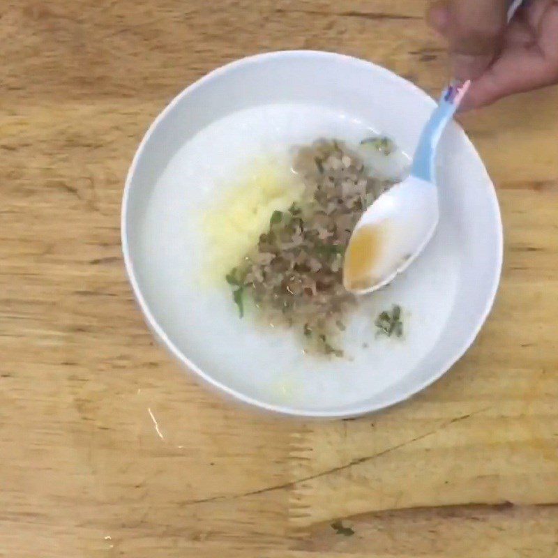 Step 4 Cook the porridge and finish Meat porridge with potatoes