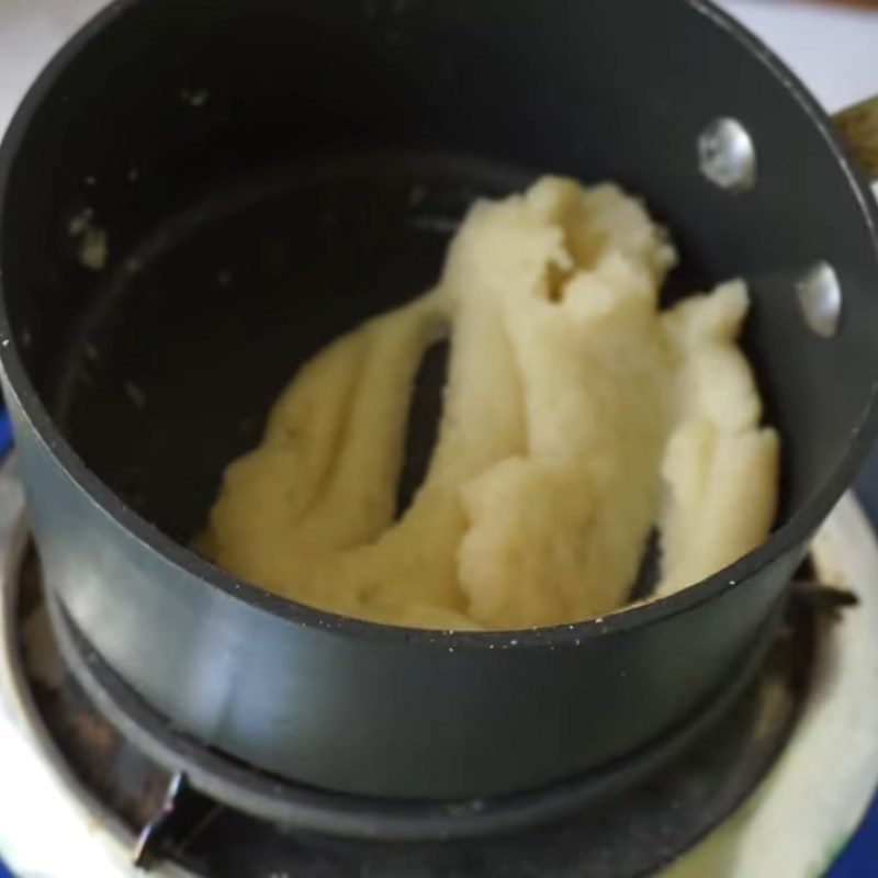 Step 3 Cook the cream puff dough mixture Mango cream puff