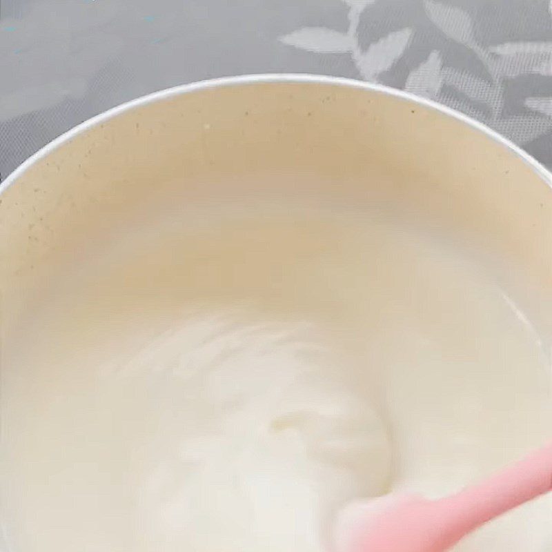 Step 1 Cook the milk mixture Fried Fresh Milk Cake using Tapioca Flour