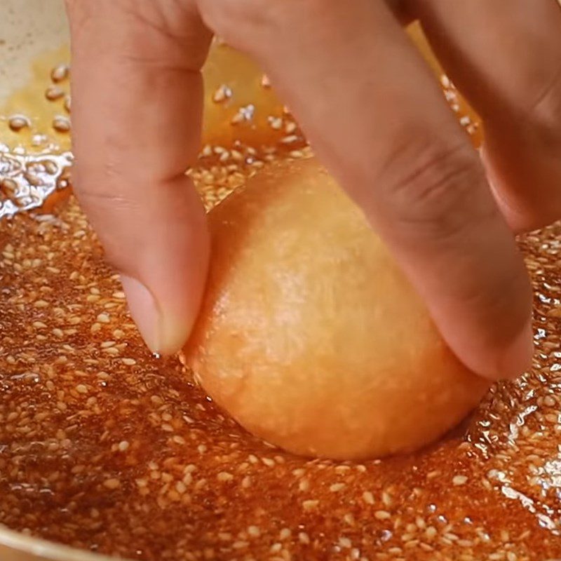 Step 6 Making the syrup and coating the orange cake