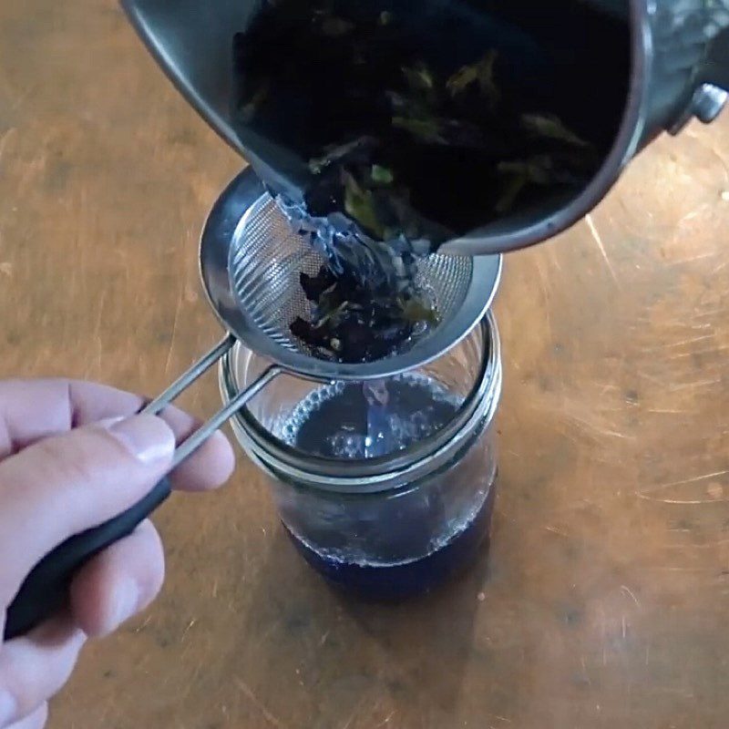 Step 2 Cooking butterfly pea flower syrup