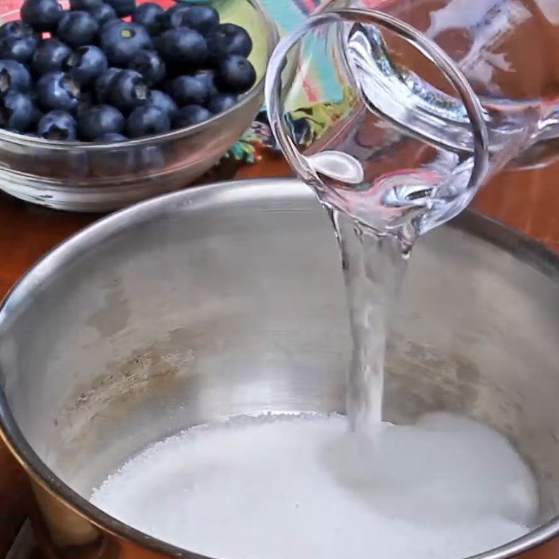 Step 1 Cook blueberry sauce for Blueberry Lemon Soda