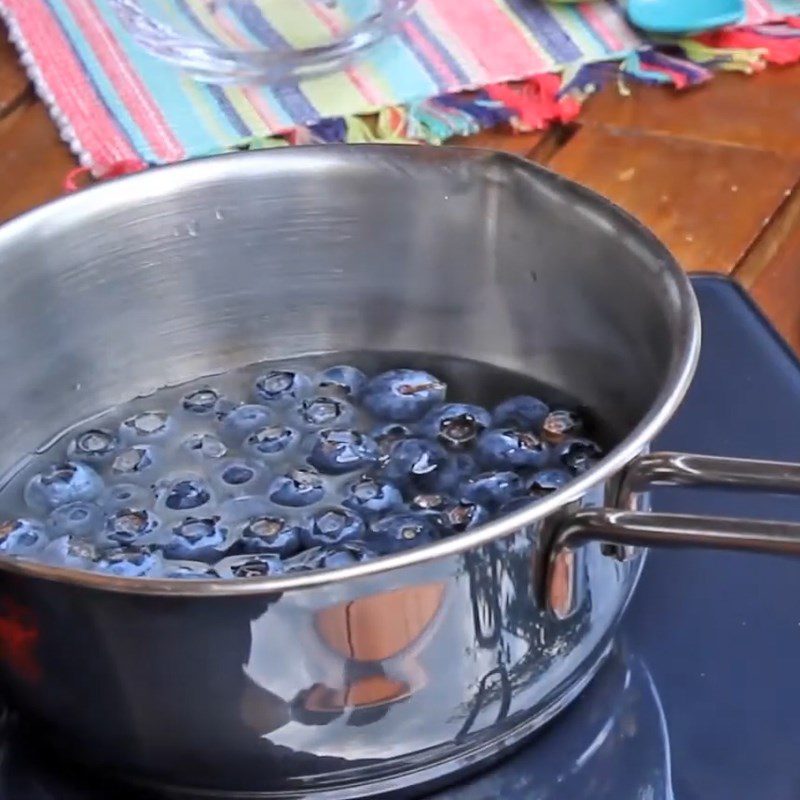 Step 1 Cook blueberry sauce blueberry soda lemon