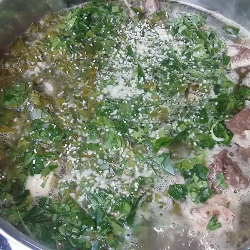 Step 4 Cook duck meat with giang leaves Duck cooked with giang leaves