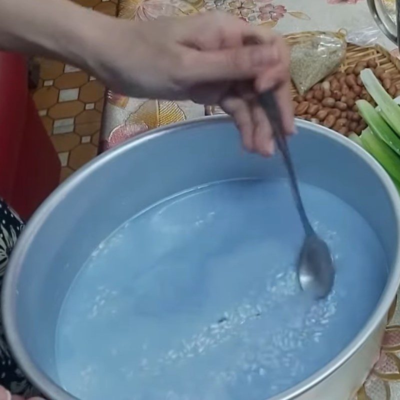 Step 3 Mix coconut milk Red bean pudding with coconut milk