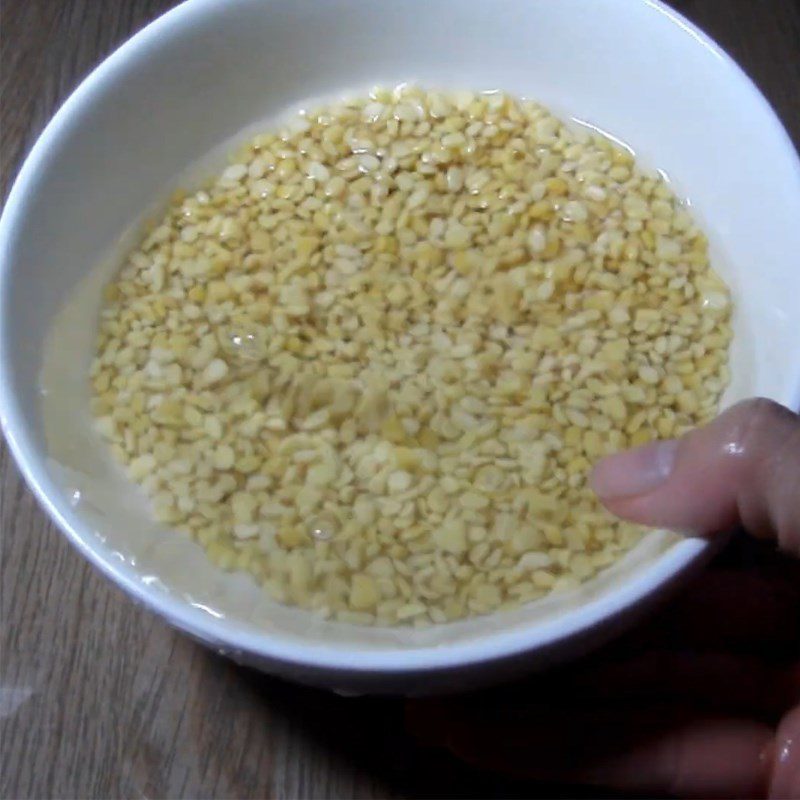 Step 1 Soak and Cook Green Beans for Chocolate Mooncake with Cheese Filling