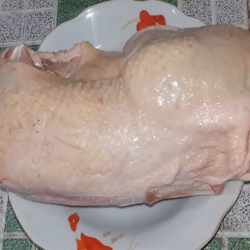 Step 1 Prepare and cut goose meat Stir-fried goose