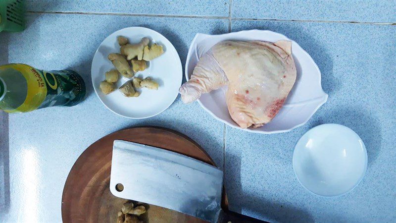 Ingredients for 2 ways to make salty sticky rice sauce