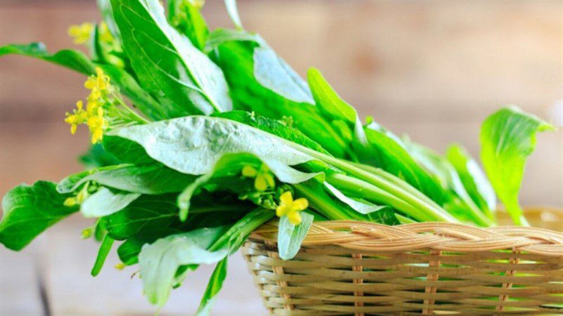 Ingredients for boiled broccoli dish