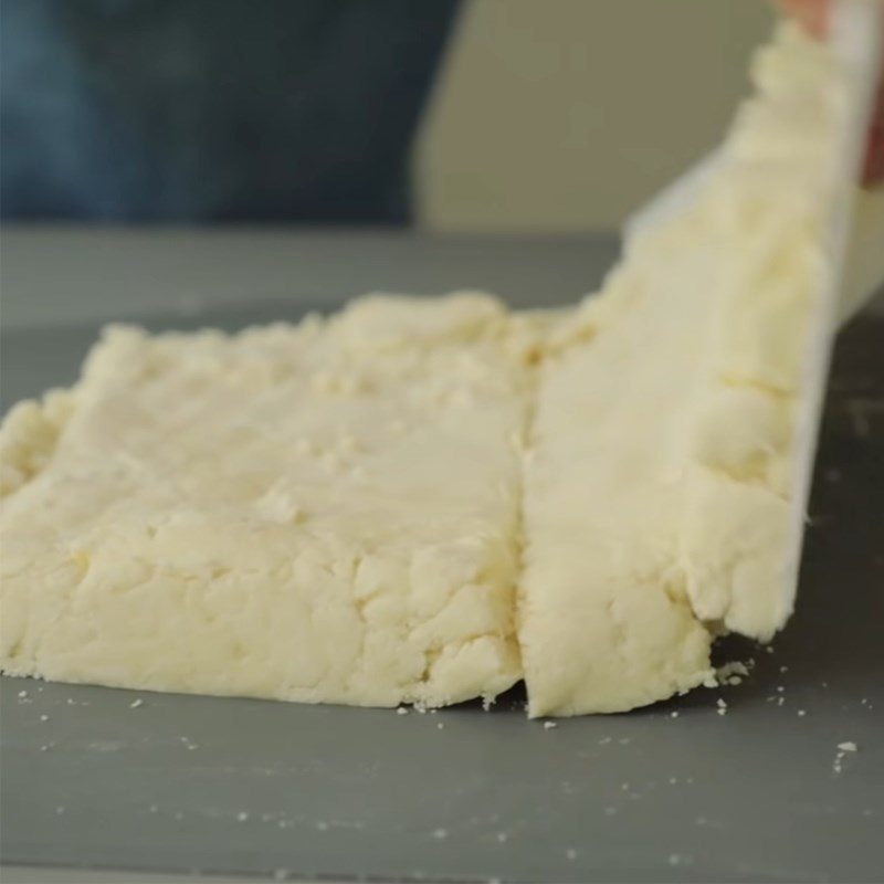 Step 2 Kneading and Mixing the Dough Cream Scone