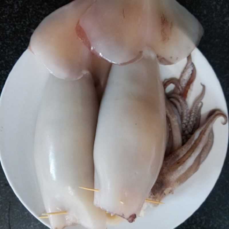 Step 3 Stuff and steam the squid Stuffed squid fried with fish sauce