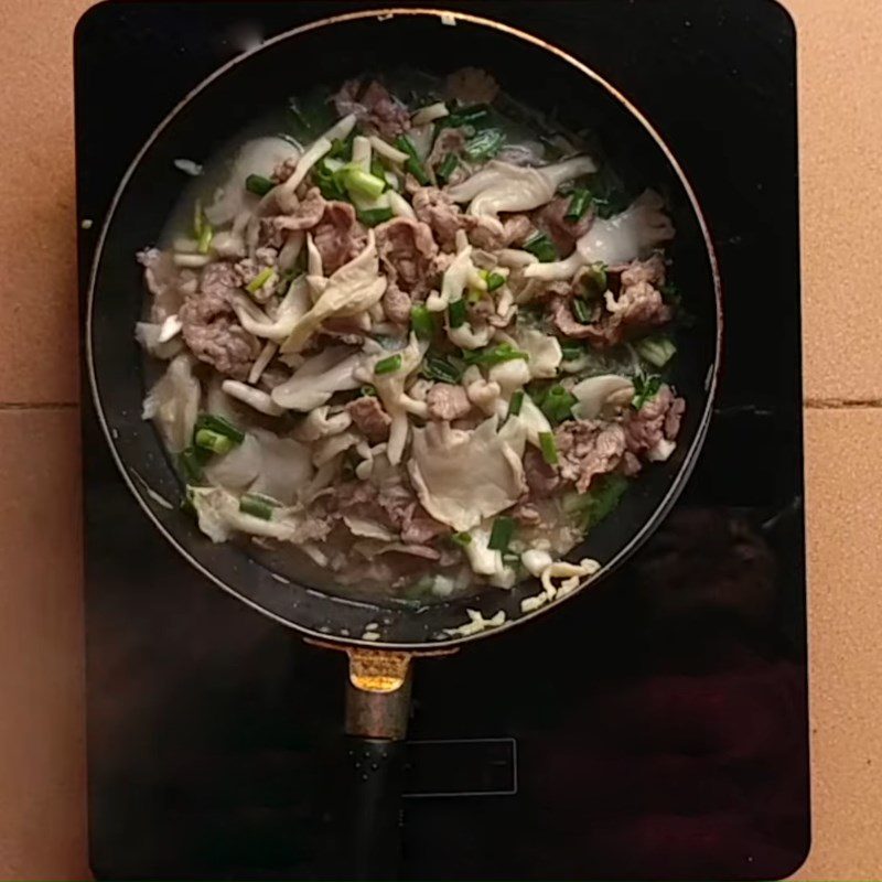 Step 4 Final Product Sautéed oyster mushrooms with pork