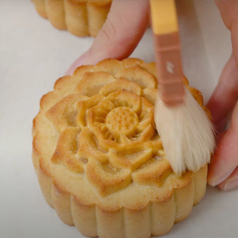 Step 8 Bake the cake Mooncake with mixed filling