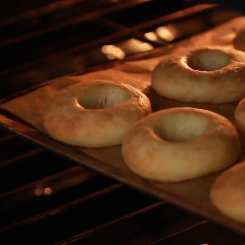 Step 5 Baking the cake Mooncake with mixed filling