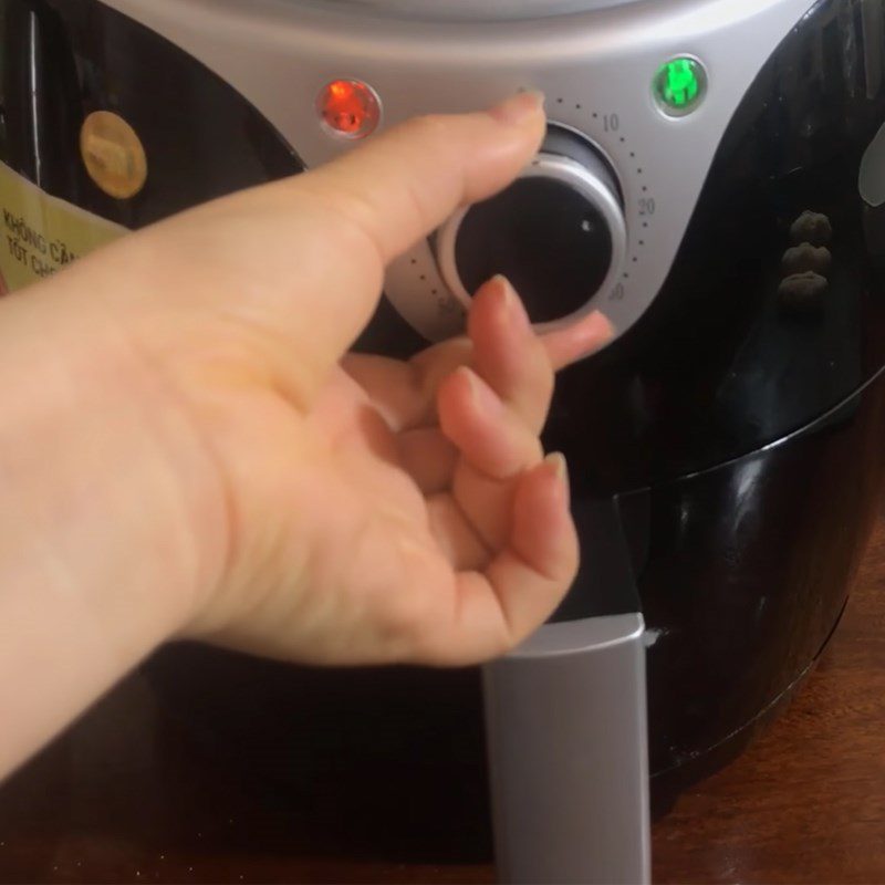 Step 5 Bake the bread Crusty bread using an air fryer