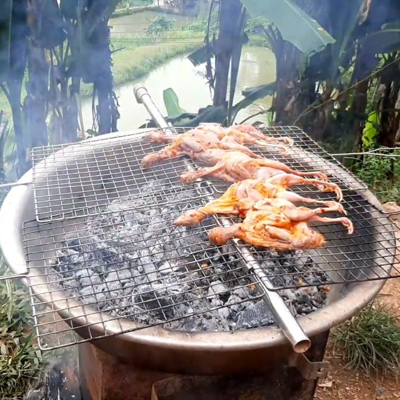 Step 3 Grilling quail Quail grilled with satay