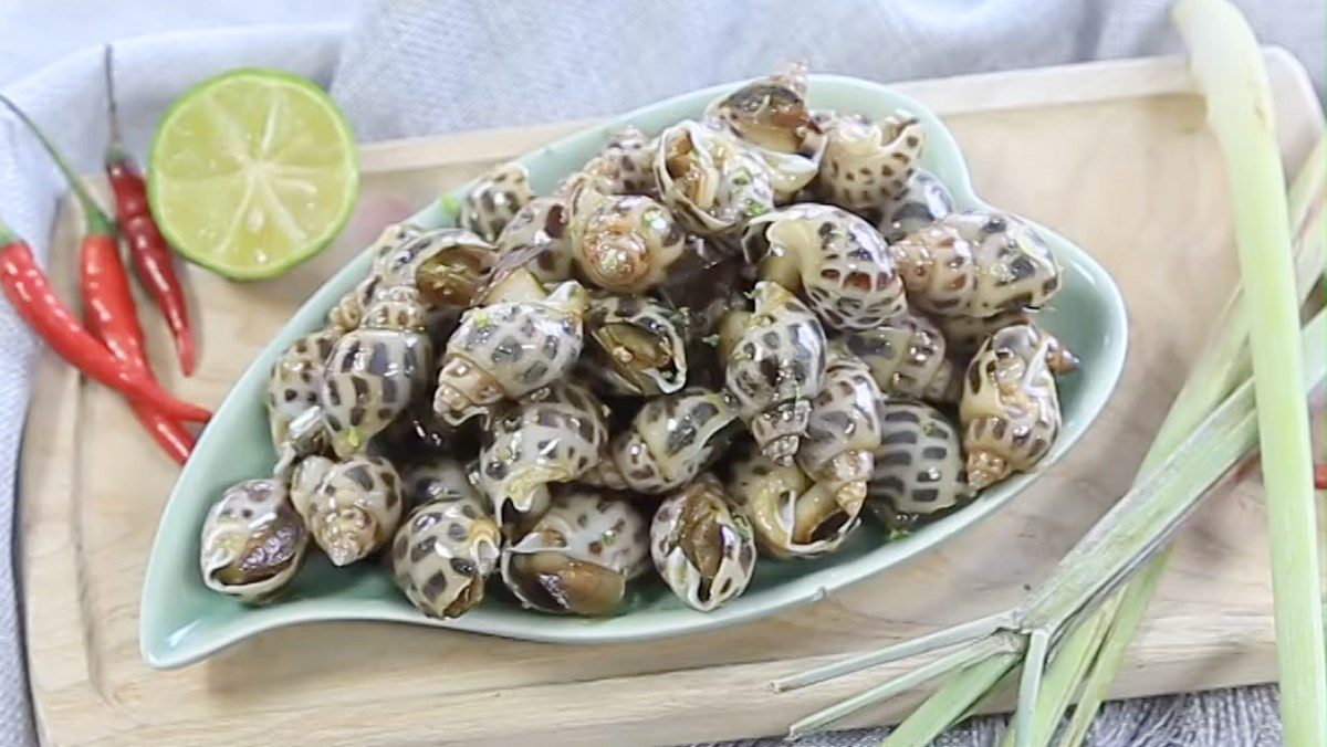 Garlic Butter Sautéed Conch