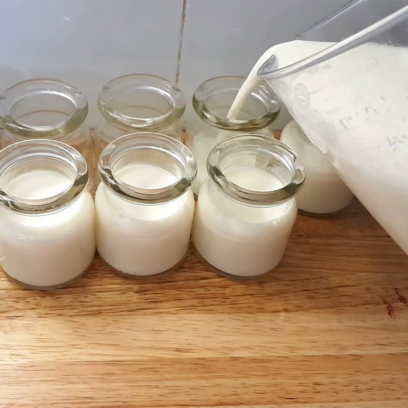 Step 2 Mixing the milk mixture Yogurt