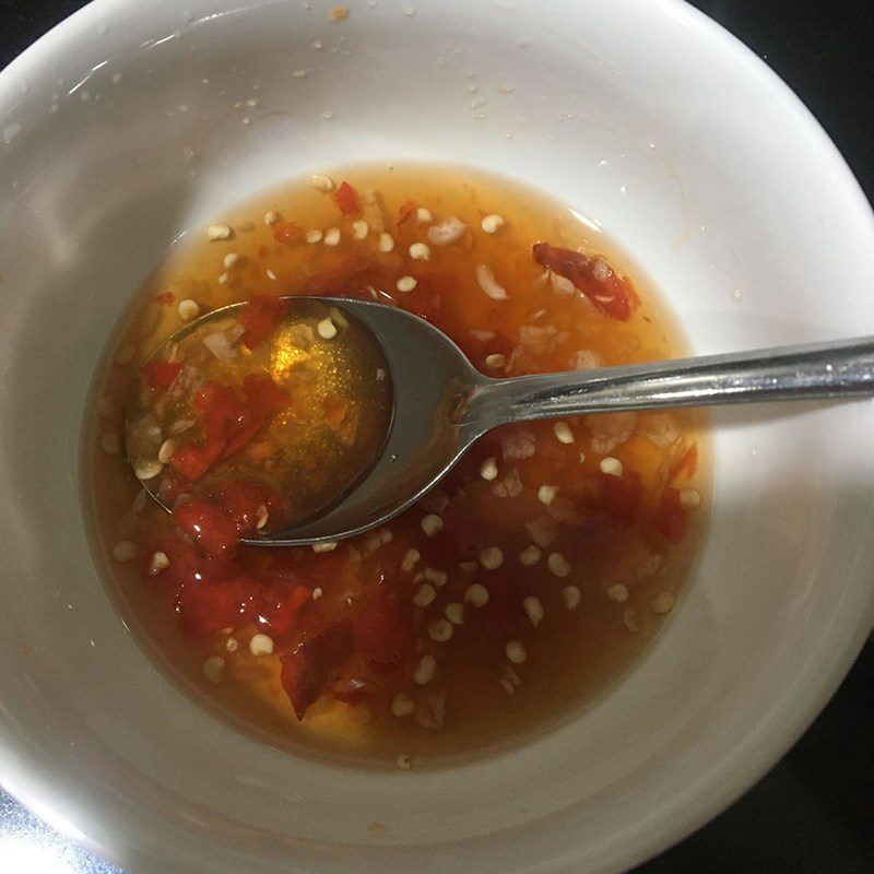 Step 2 Make the sauce Fried Fish with Garlic and Chili Sauce